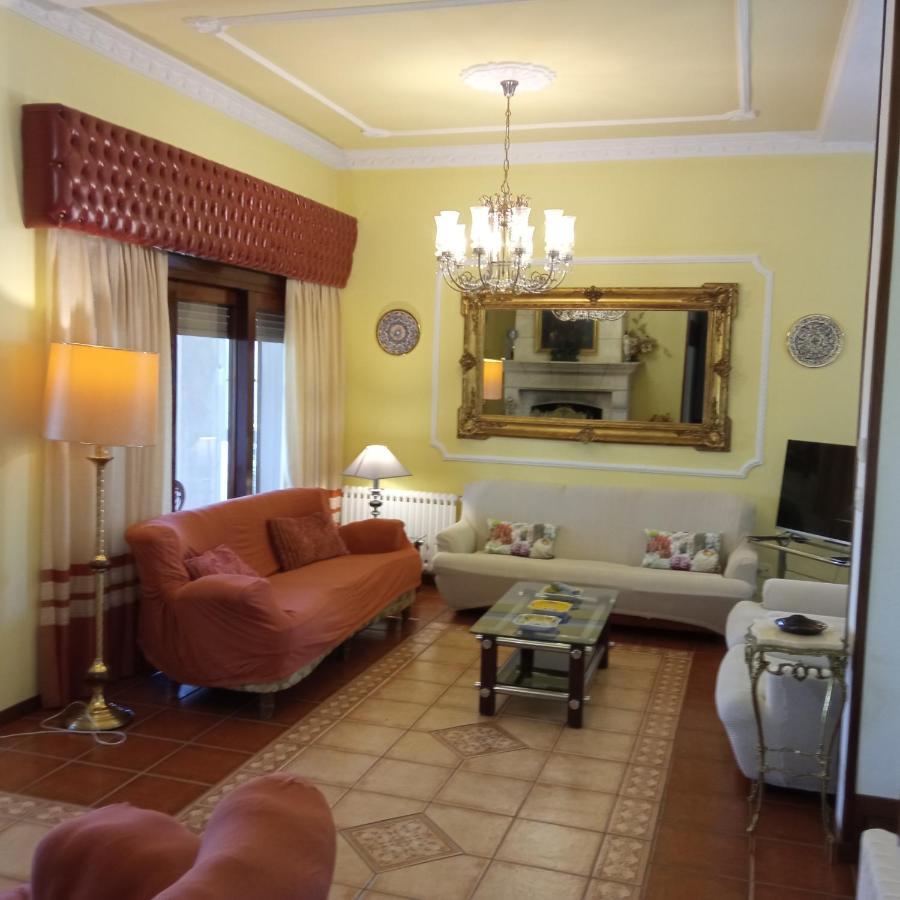 Casa Independiente Para Grandes Grupos Y Familias Valeixe Exterior foto